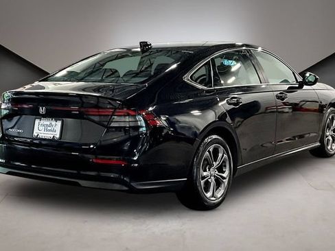 Used 2023 Honda Accord EX image 6
