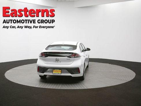 Used 2022 Hyundai Ioniq Limited image 39