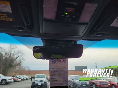 Used 2023 Lexus GX 460 Premium image 12