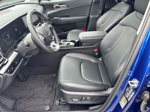 New 2024 Kia Sportage EX image 9
