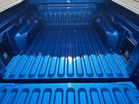 New 2025 Ford Maverick XL image 18