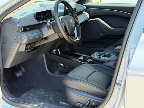 New 2026 Ford Mustang Mach-E Premium image 5