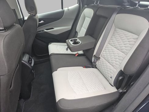 Certified 2021 Chevrolet Equinox LS FWD image 17