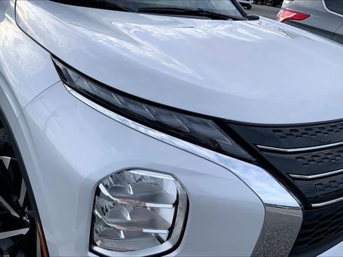 Used 2024 Mitsubishi Outlander SE FWD image 26