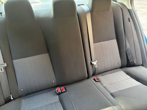 Used 2025 Nissan Sentra SV image 32