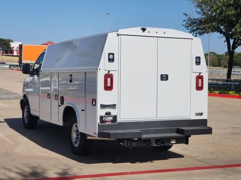 New 2026 Chevrolet Express 3500 w/ Power Convenience Package RWD image 3