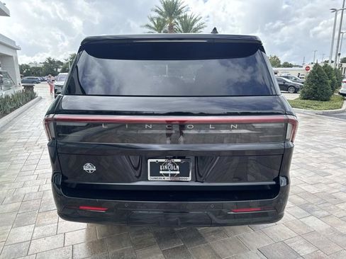 New 2025 Lincoln Navigator Black Label image 3