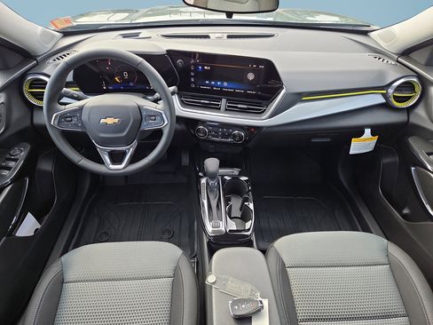 New 2026 Chevrolet Trax LT w/ LT Convenience Package image 15