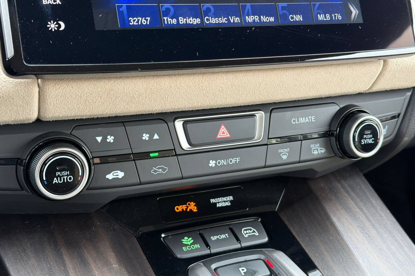 Used 2020 Honda Clarity Touring image 19