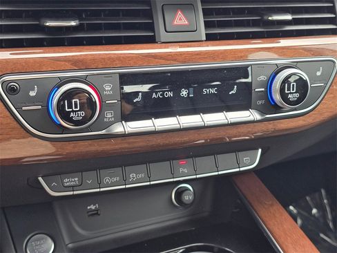 Used 2022 Audi A5 2.0T Premium Plus image 28