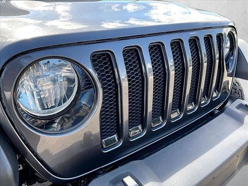 Used 2021 Jeep Wrangler Unlimited Sport AWD/4WD image 29