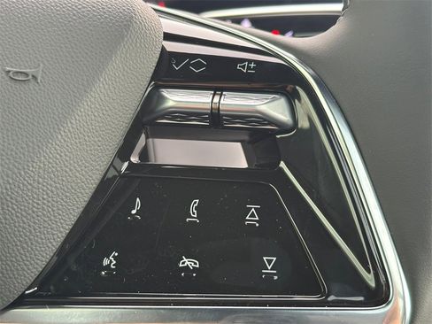 New 2026 Cadillac Vistiq Sport image 34