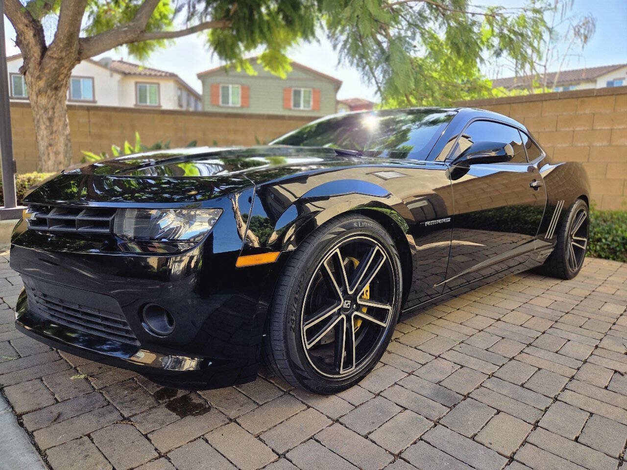 Used 2015 Chevrolet Camaro LS RWD image 9