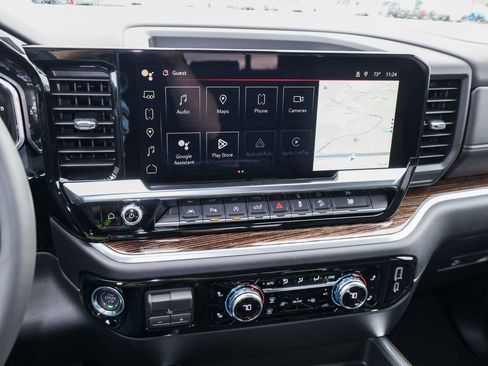 New 2026 GMC Sierra 1500 Elevation image 12