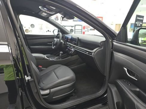 Used 2025 Hyundai Santa Cruz SEL AWD/4WD image 5