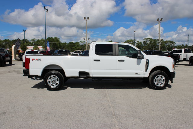 Used 2025 Ford F250 XL w/ FX4 Off-Road Package AWD/4WD image 13