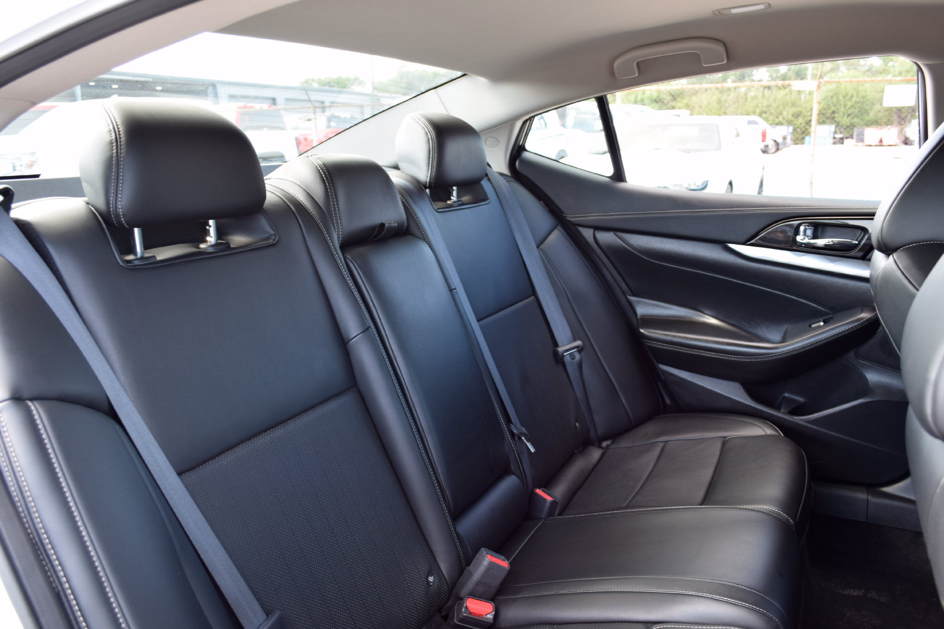Used 2023 Nissan Maxima SV w/ Floor Mat Group FWD image 21