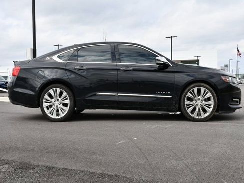 Used 2016 Chevrolet Impala LTZ w/ Enhanced Convenience Package image 11