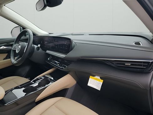 Used 2025 Buick Envision Preferred image 14