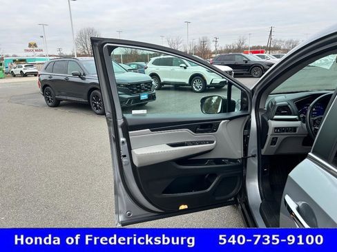 Certified 2019 Honda Odyssey EX-L image 30