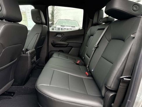 New 2026 GMC Canyon Elevation w/ Convenience Package image 9