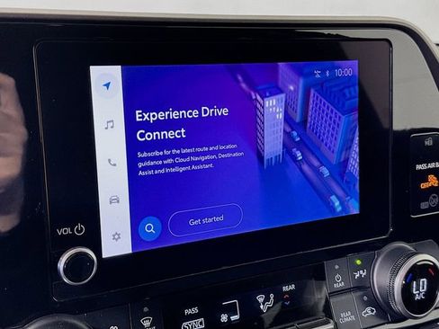 Certified 2024 Toyota Highlander LE image 16