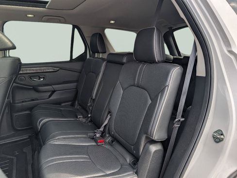 Used 2023 Honda Pilot Elite image 18