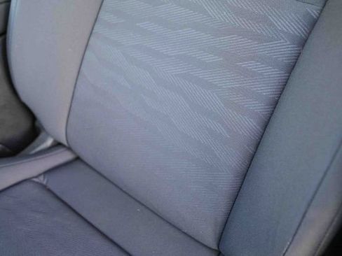 Used 2024 Nissan Frontier S w/ Technology Package image 25