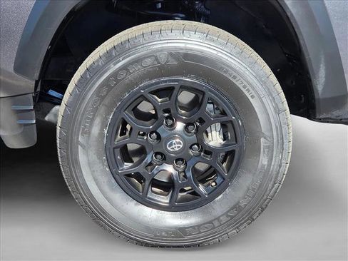 Certified 2023 Toyota Tacoma SR5 image 23