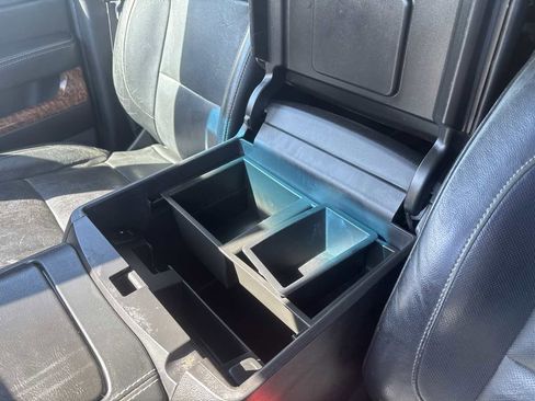 Used 2016 Chevrolet Suburban LTZ image 21