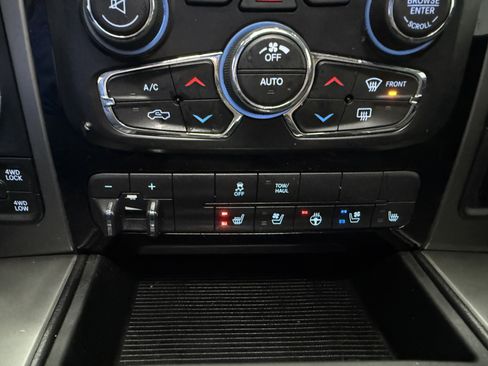 Used 2014 RAM 1500 Sport image 19