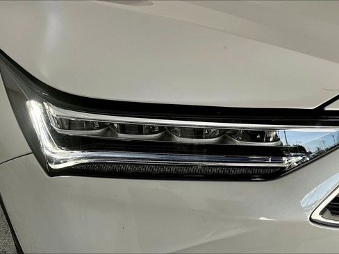 Certified 2026 Acura MDX w/ Technology Package image 37