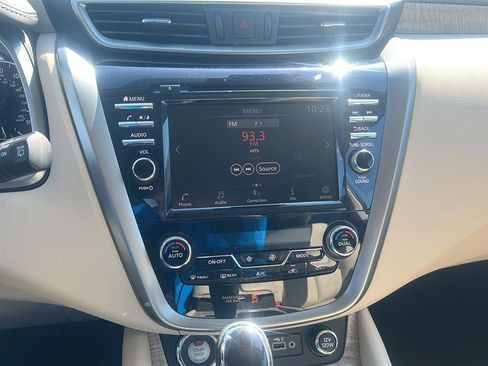 Used 2024 Nissan Murano SV image 11