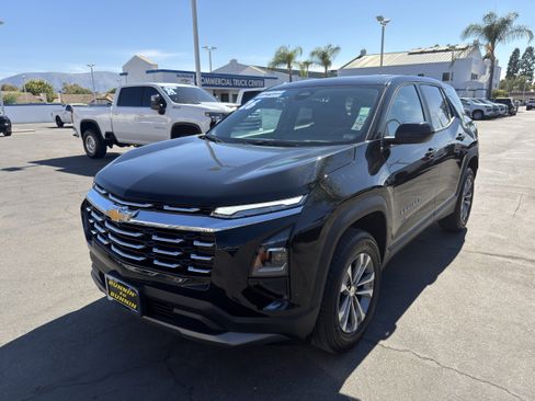 Used 2026 Chevrolet Equinox LT FWD image 4