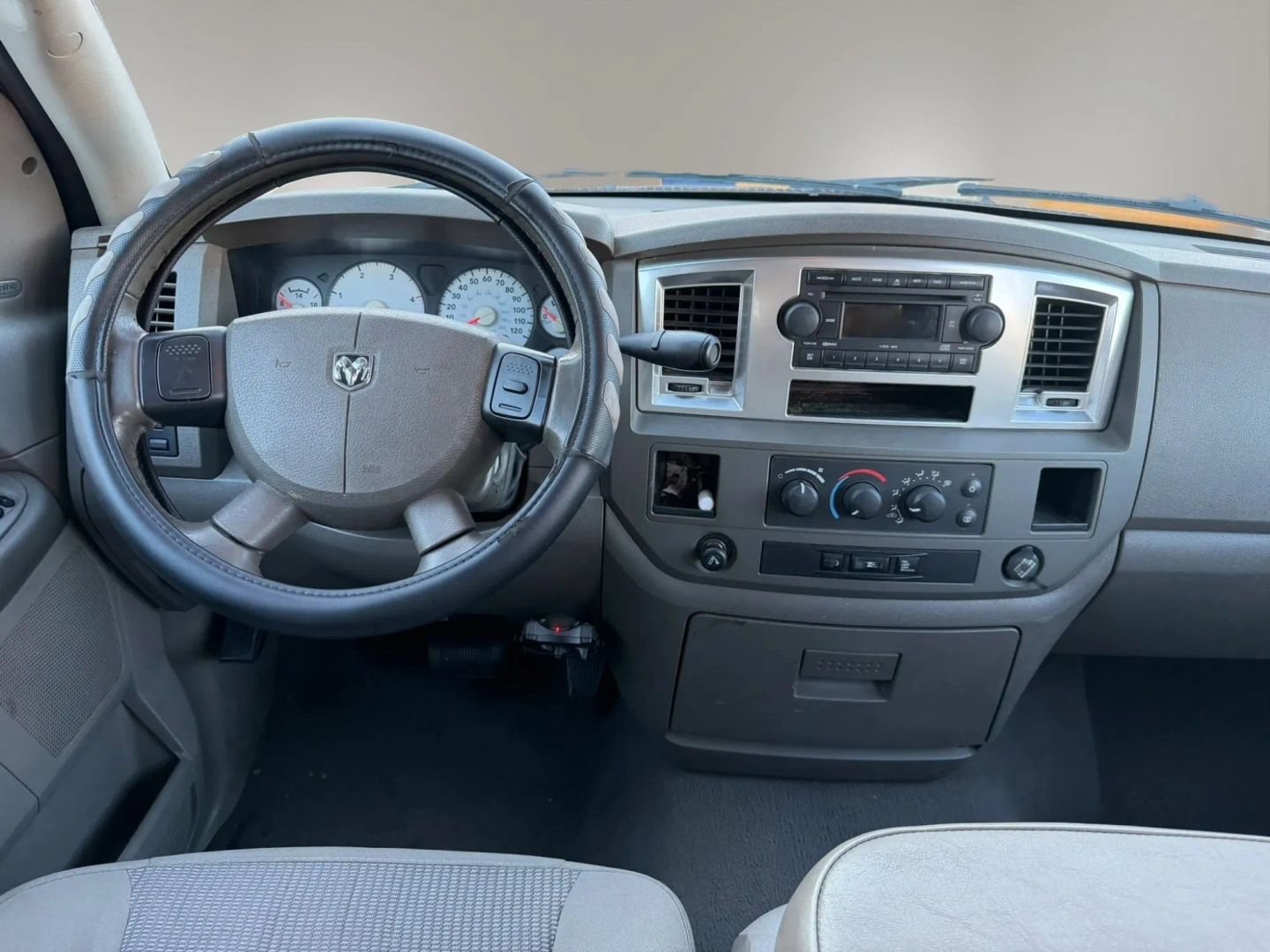 Used 2009 Dodge Ram 2500 Truck SLT w/ Popular Equipment Group RWD image 18