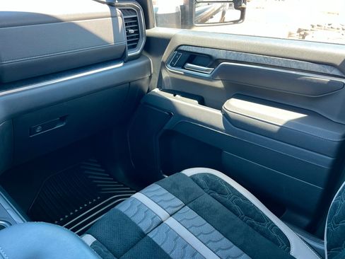 New 2025 Chevrolet Silverado 2500 LT w/ Z71 Chrome Sport Edition image 11