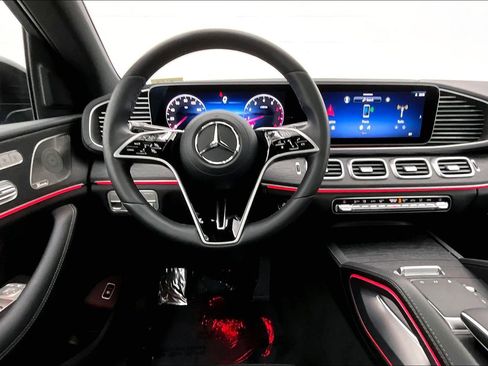 Used 2026 Mercedes-Benz GLE 450 4MATIC image 4