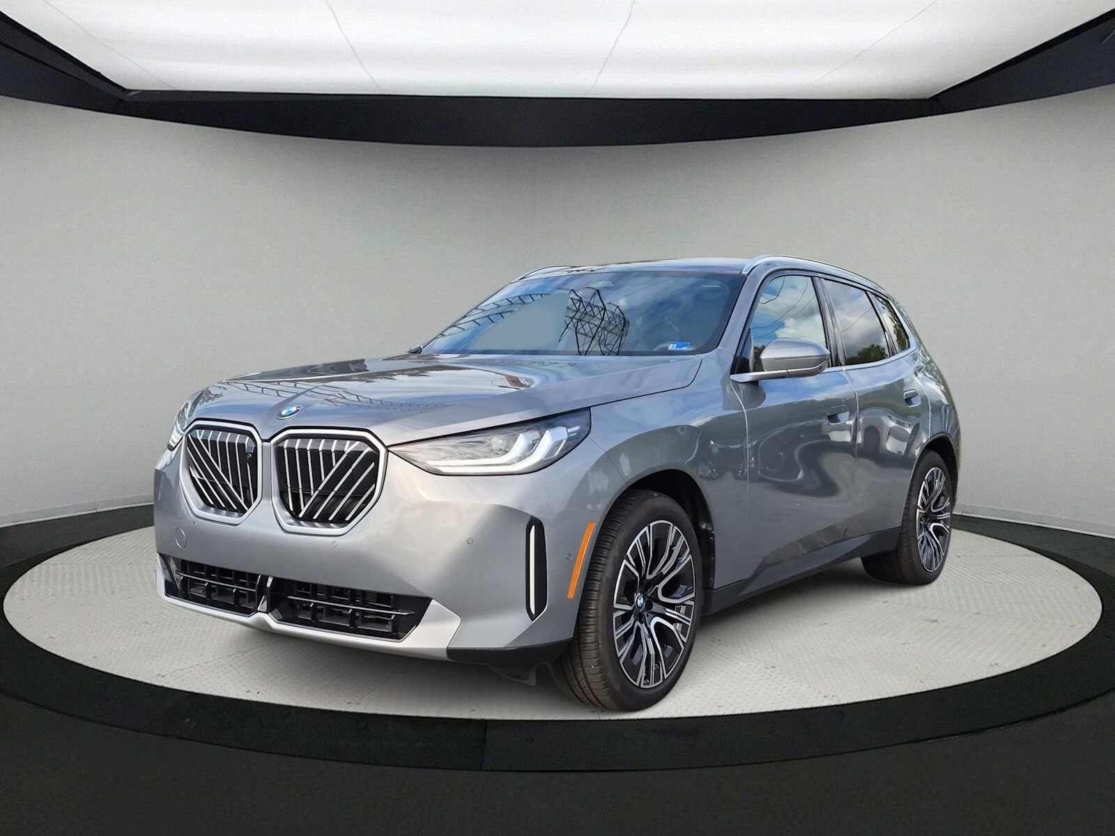 Used 2026 BMW X3 xDrive30i w/ Premium Package AWD/4WD image 4