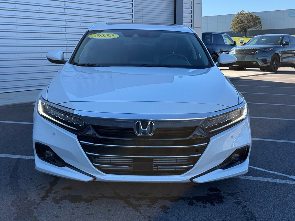Used 2022 Honda Accord Touring image 2