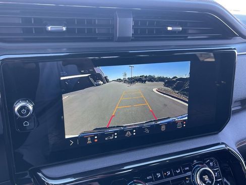 Used 2025 GMC Sierra 1500 AT4 w/ AT4 Premium Package image 15