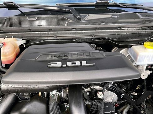 Used 2023 RAM 1500 Limited image 10