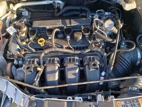 Used 2017 Ford Focus SE image 24