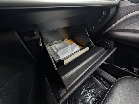 Used 2024 Jeep Compass Latitude image 30