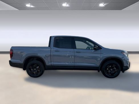 New 2026 Honda Ridgeline Black Edition image 8