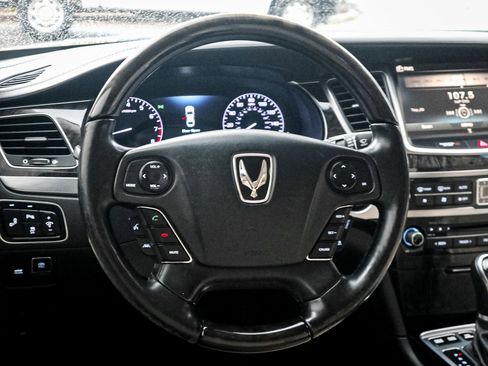 Used 2014 Hyundai Equus Signature image 6