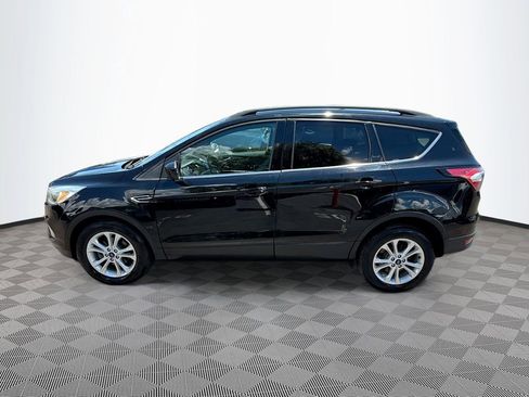 Used 2018 Ford Escape SE FWD image 5