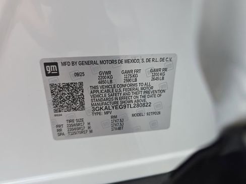 New 2026 GMC Terrain AT4 w/ LPO, Floor Liner Package AWD/4WD image 32