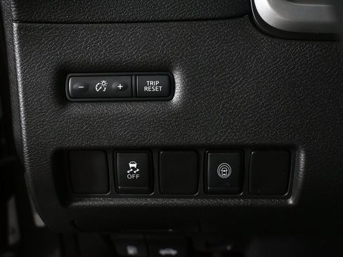 Used 2020 Nissan Murano S w/ Technology Package image 9