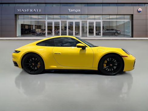 Used 2020 Porsche 911 Carrera 4S AWD/4WD image 2