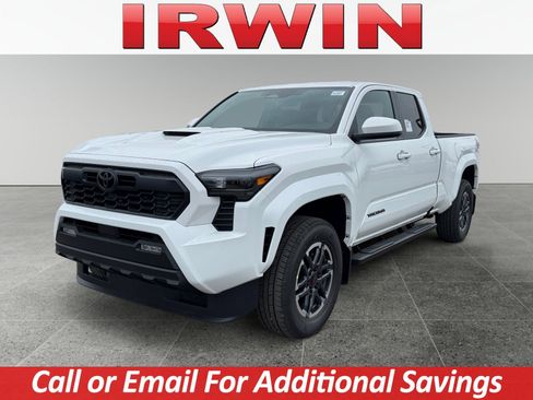 New 2025 Toyota Tacoma TRD Sport image 1